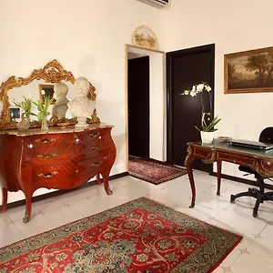 2* Pensjonat Roma Central Guest House