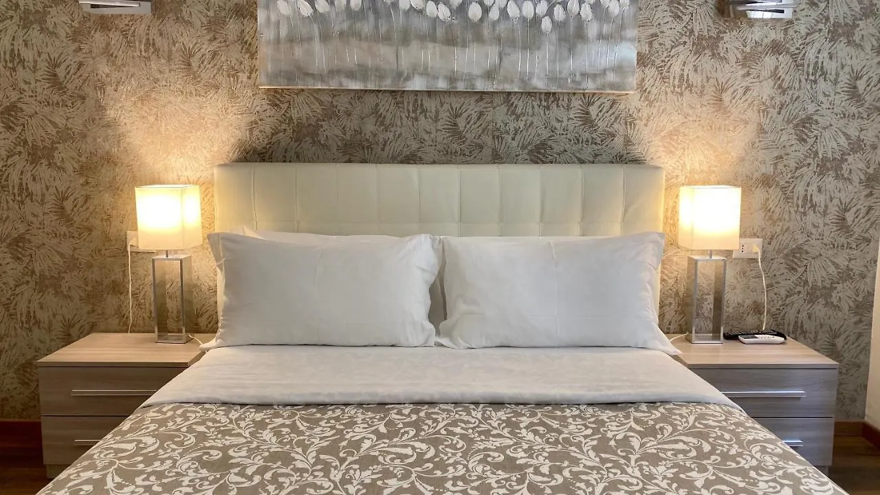 Couette-café Suncity Rome Italie